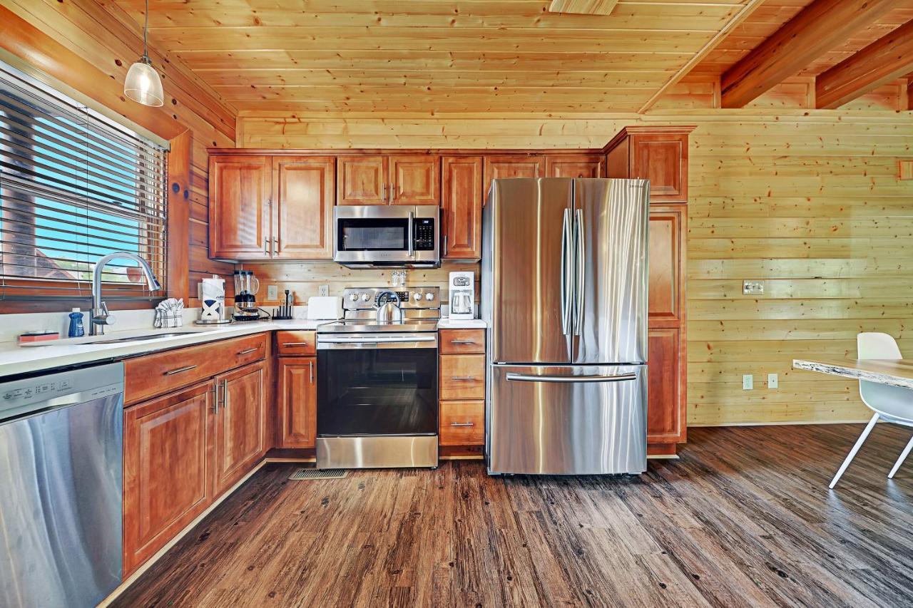 Gorgeous Large Mountain View Cabin W Hot Tub, Free Wifi, Games Villa Sevierville Luaran gambar