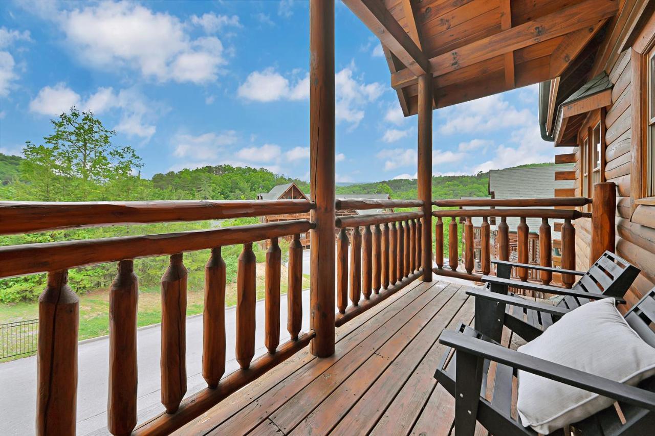Gorgeous Large Mountain View Cabin W Hot Tub, Free Wifi, Games Villa Sevierville Luaran gambar